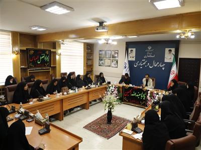 جمعي از زنان فرهيخته استان با استاندار ديدار کردند